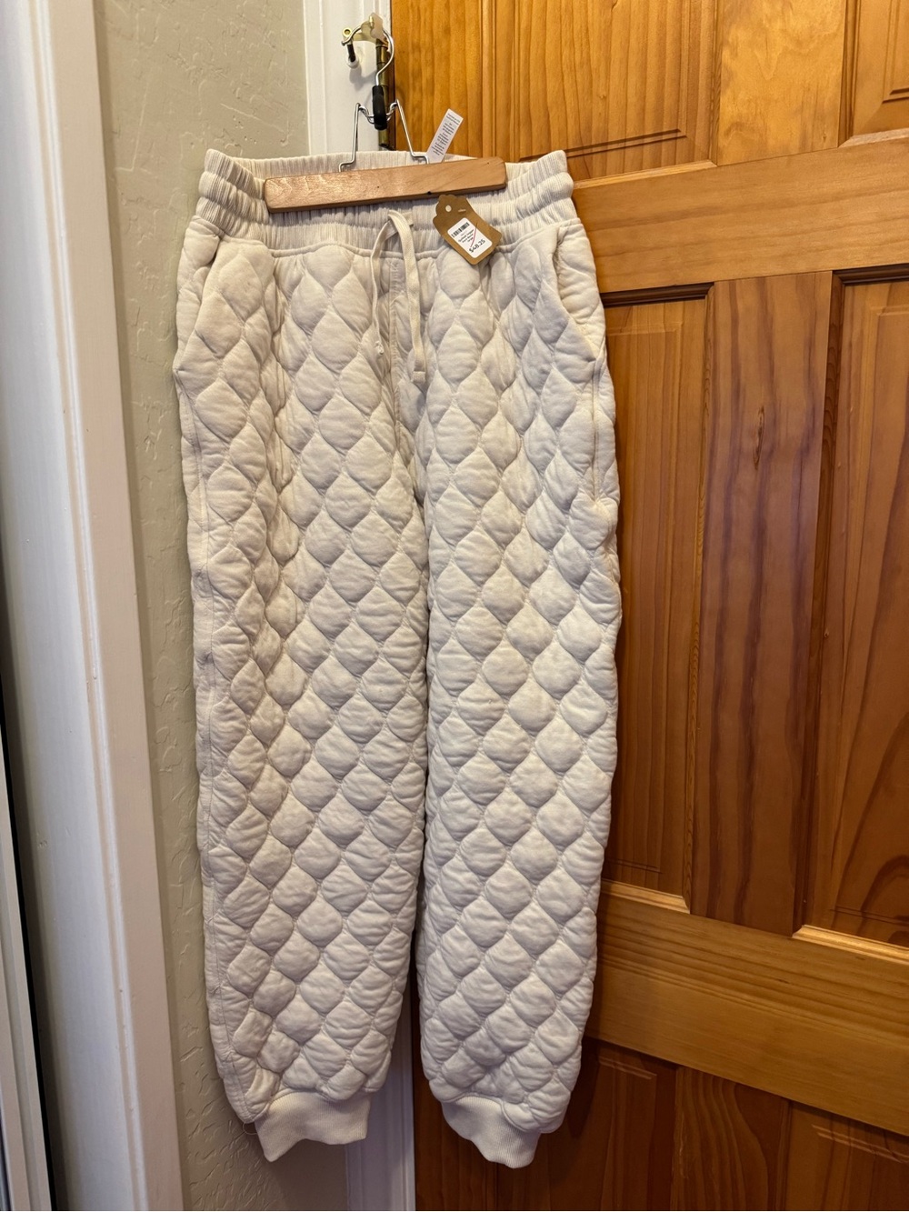 Quilted Cream Women's Sweatpants - Comfortable Casual Joggers